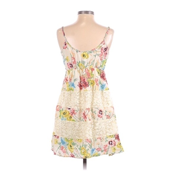 On Twelfth Floral Lace Casual Dress l Size S - Picture 2 of 5